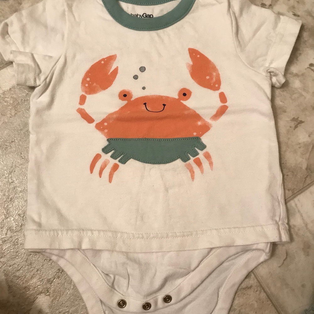 Tshirt onesie